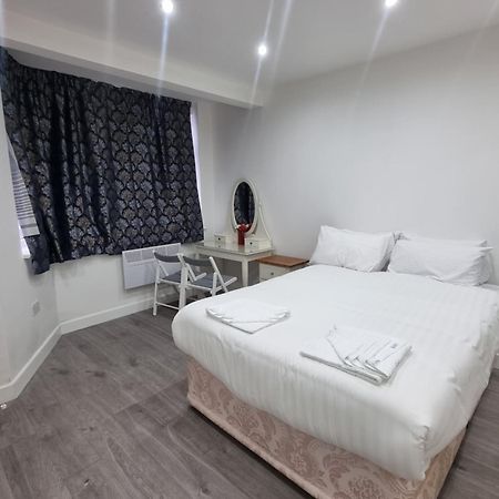 Brand New Studios In Harrow Exteriér fotografie