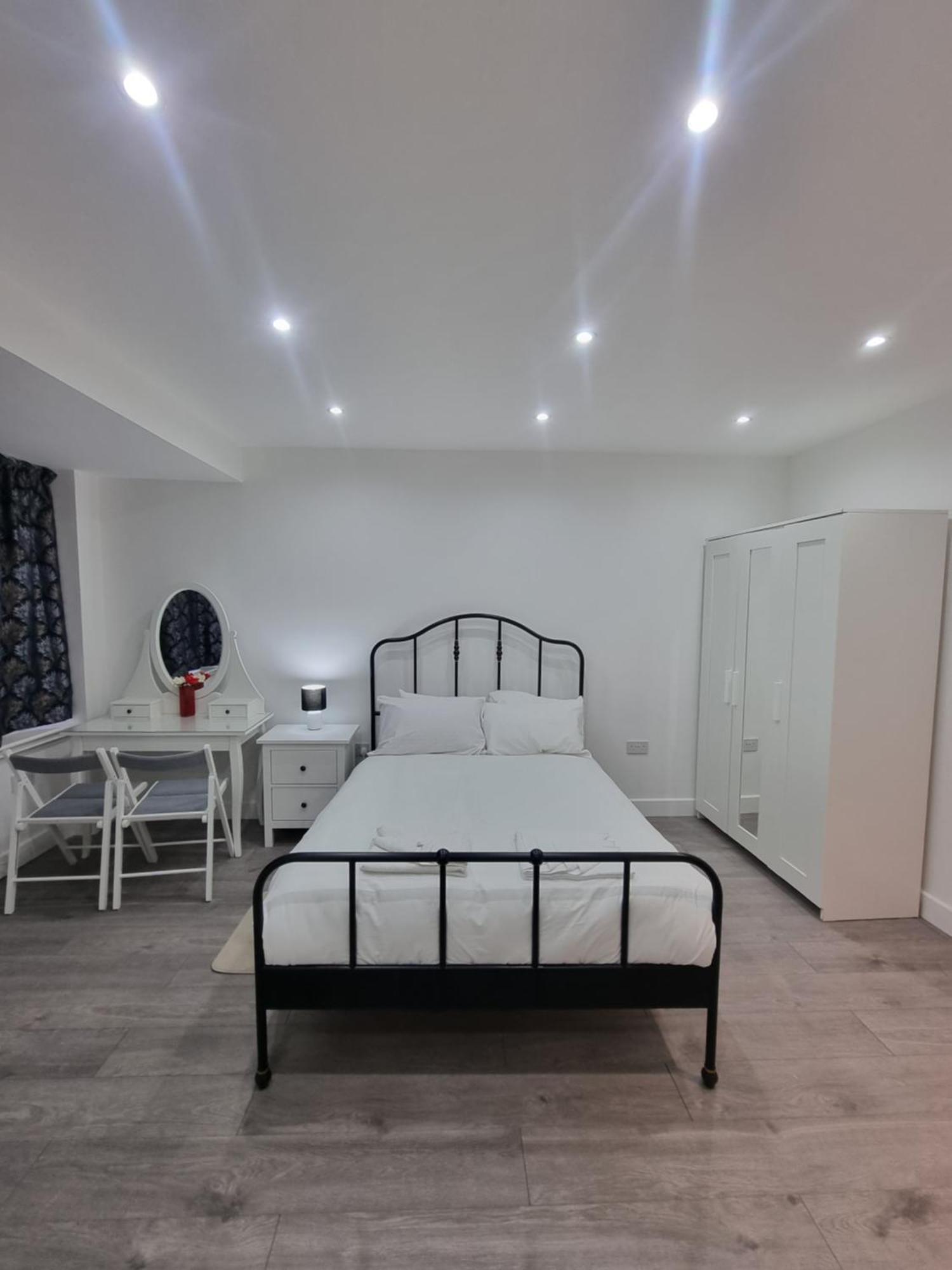 Brand New Studios In Harrow Exteriér fotografie